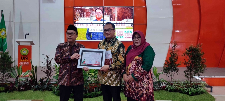 UNKAHA Tegaskan Komitmen dalam Pengembangan SDM Kesehatan pada Dies Natalis FIKKES ke-19